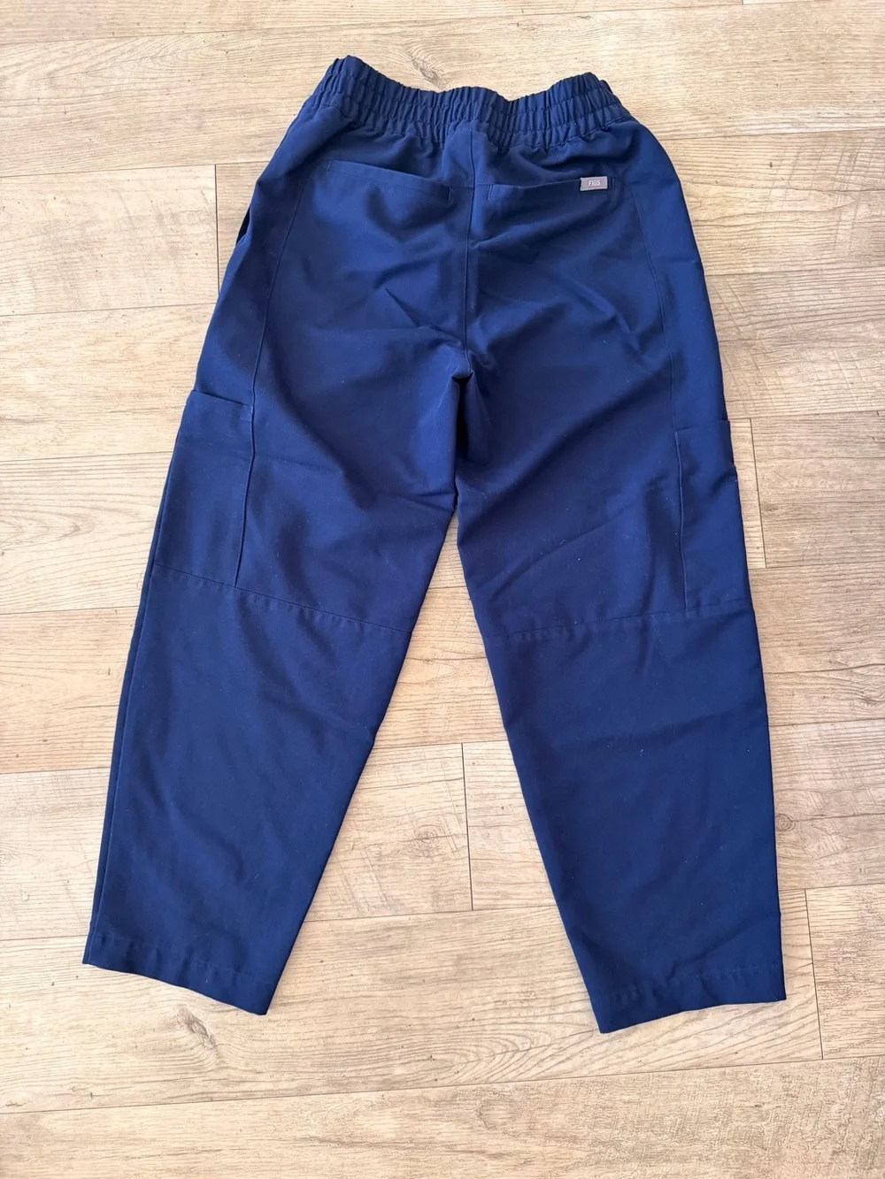 Figs women’s scrub pants Navy Elastic-Waist Joggers